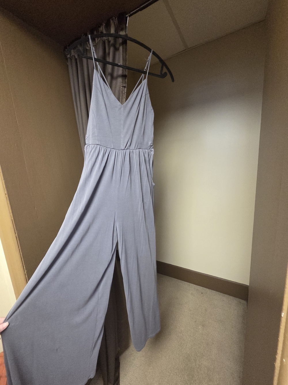 American Eagle Outfitters Sleeveless V-Neck Jumpsuit in Light Gray
